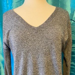 American Eagle Gray V-neck Sweater XS